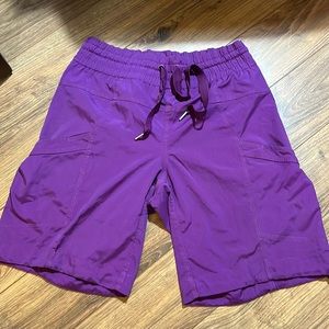 Lululemon Bermuda shorts